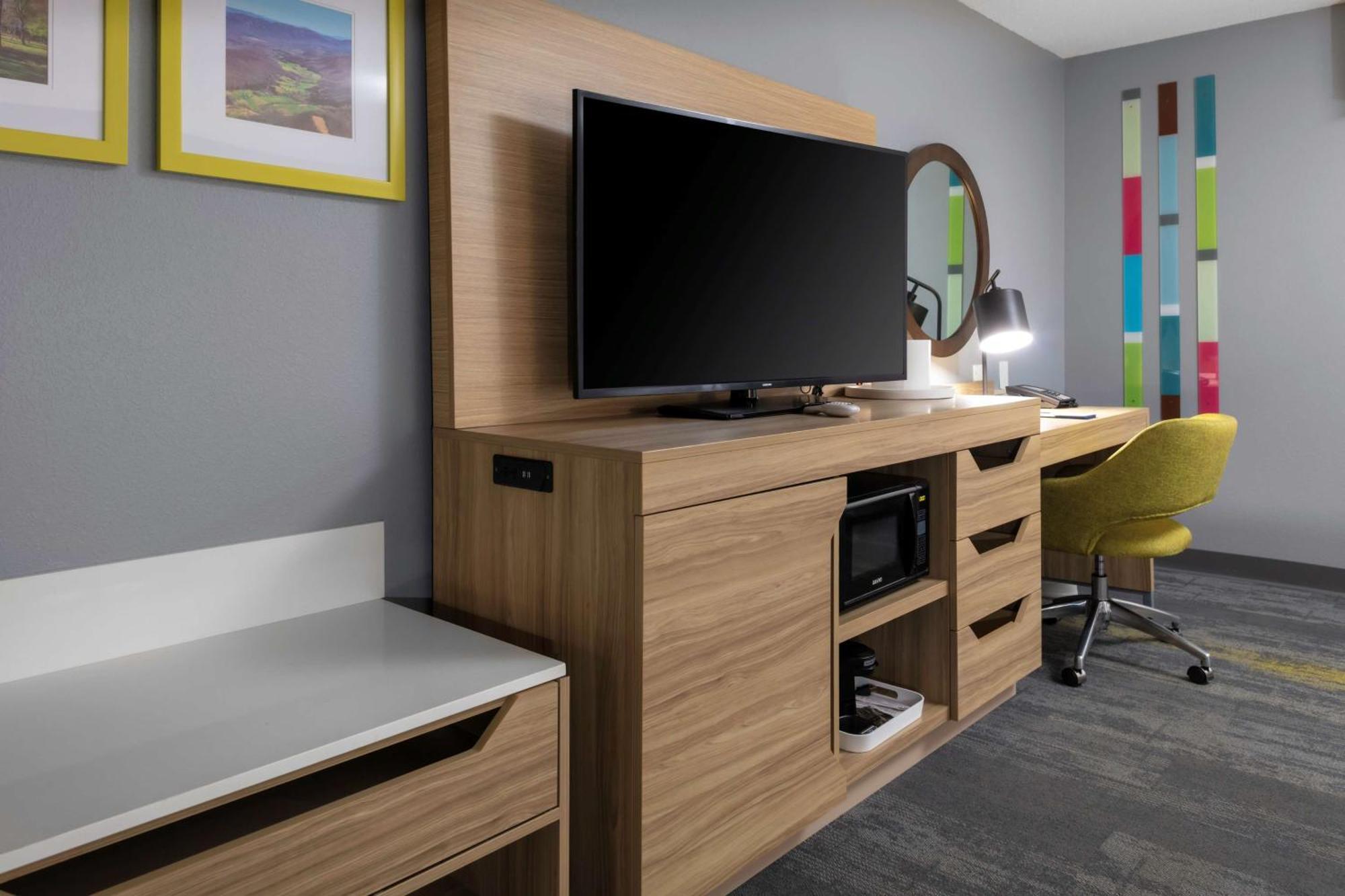 Hampton Inn Gretna - Smith Mountain Lake Екстериор снимка