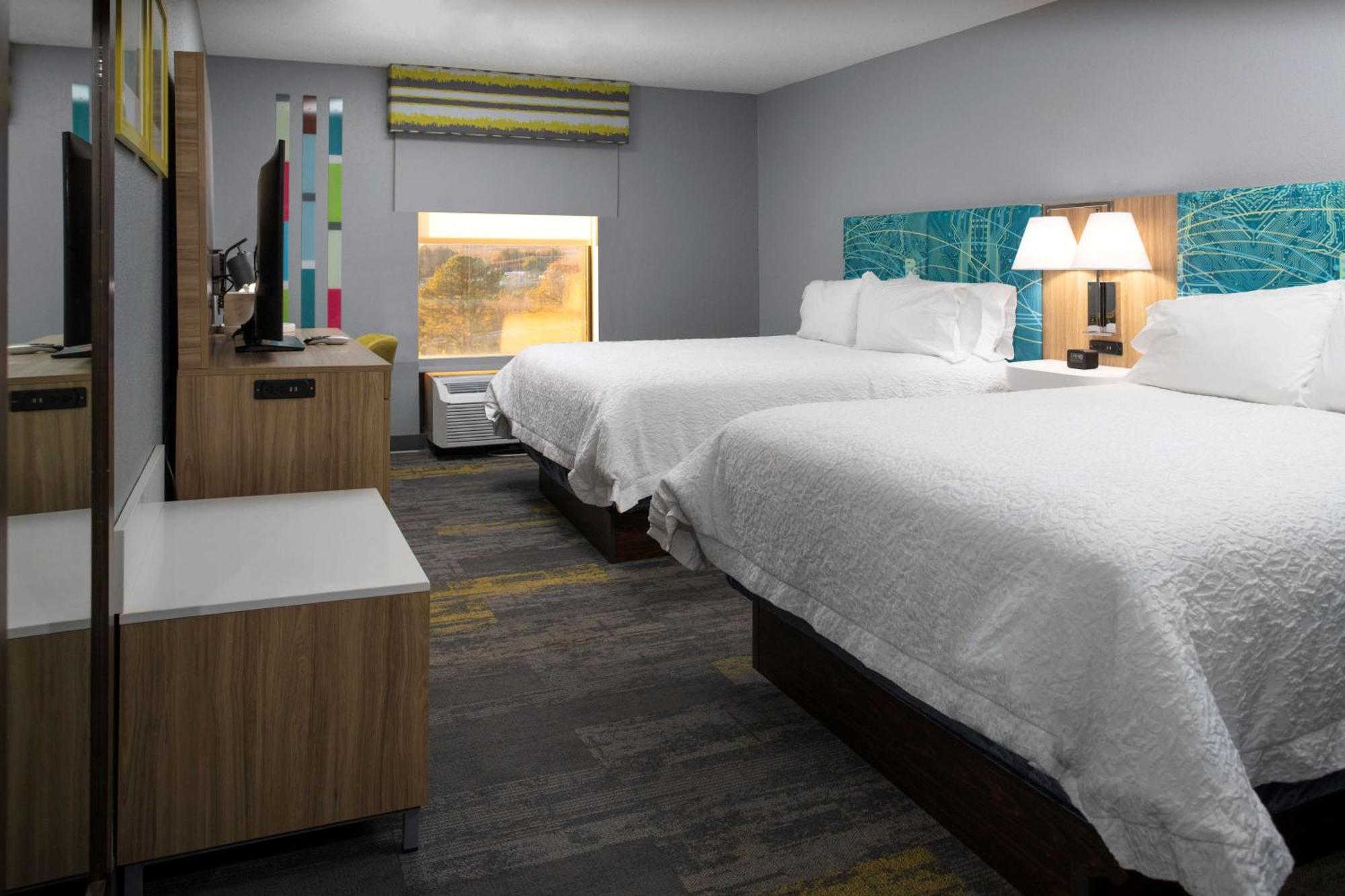 Hampton Inn Gretna - Smith Mountain Lake Екстериор снимка