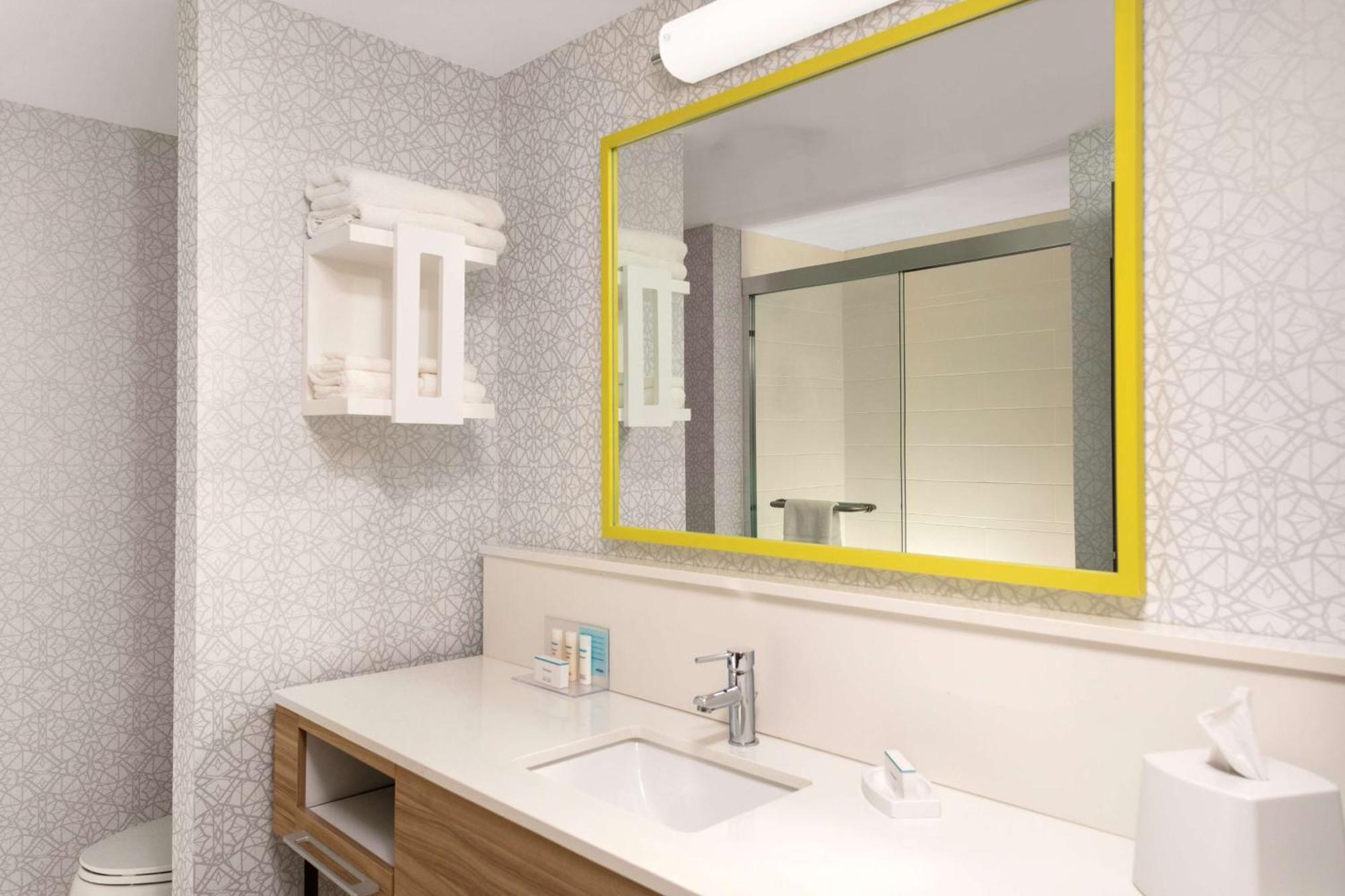 Hampton Inn Gretna - Smith Mountain Lake Екстериор снимка