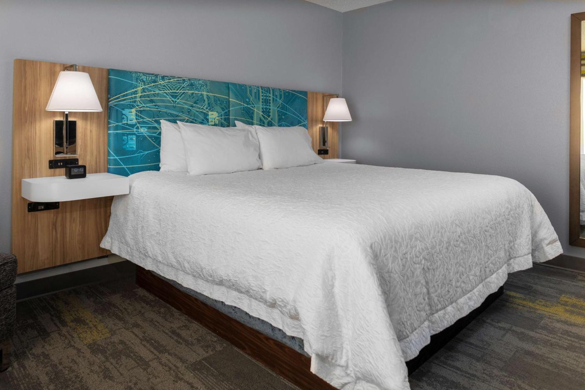 Hampton Inn Gretna - Smith Mountain Lake Екстериор снимка
