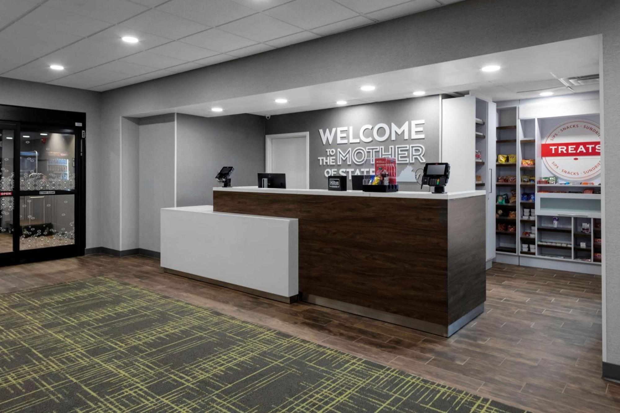 Hampton Inn Gretna - Smith Mountain Lake Екстериор снимка